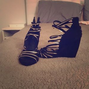 Express Sandals